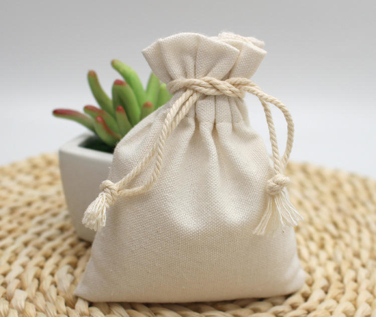 El logotipo personalizado reutilizable imprimió la bolsa de la joyería del bolso de lazo de la lona de algodón orgánico para el empaquetado del regalo